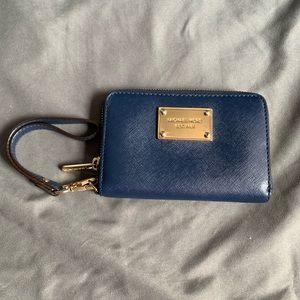 Michael Kors wristlet
